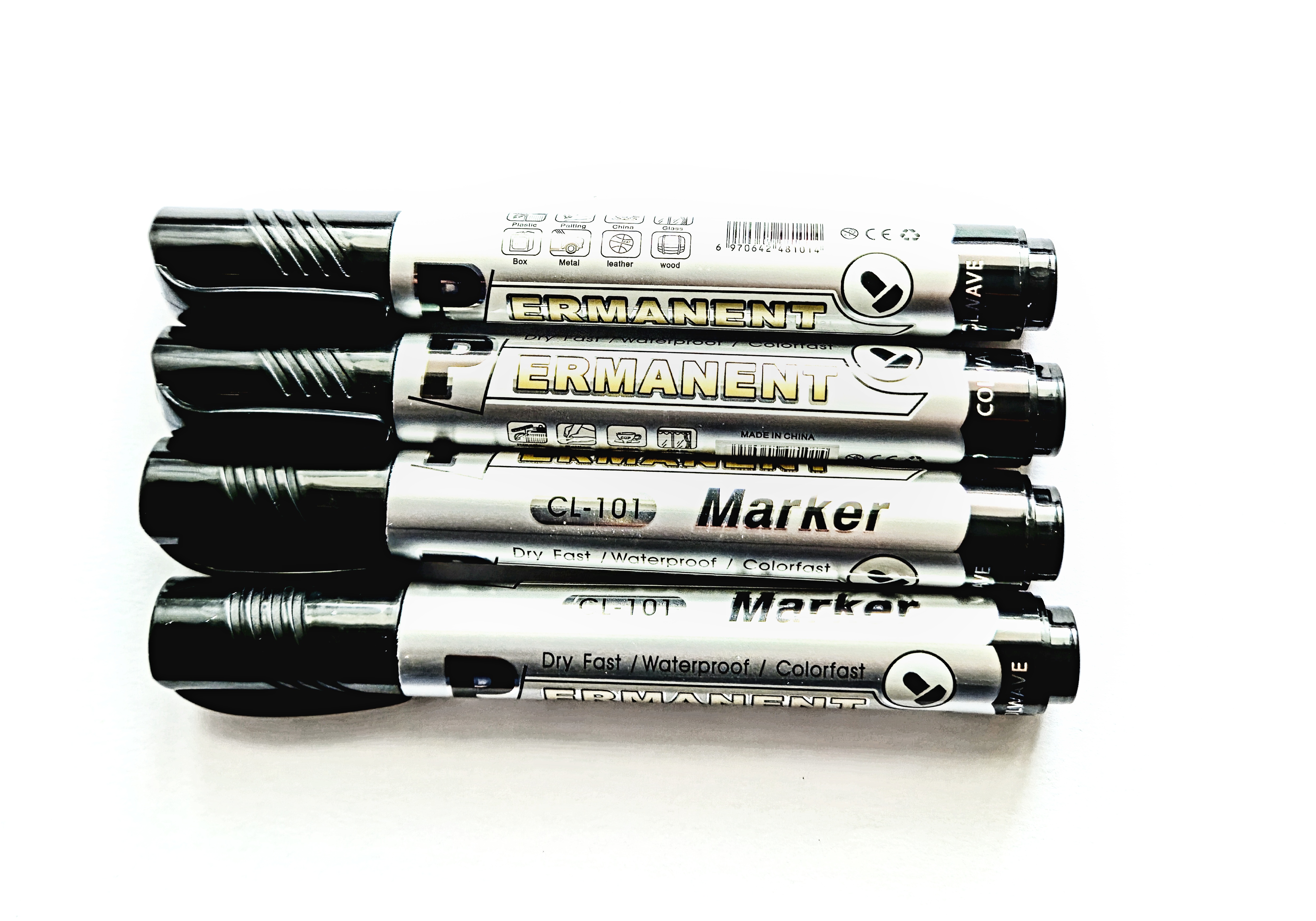 QiiM CL-101 Sada Černých Voděodolných Fixů, 4 ks, Silný Kulatý Hrot