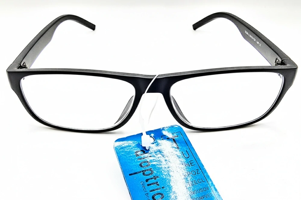 Dioptrické brýle na dálku SURGLASS DE LUXE, mínusové -0.50 dioptrie, černé plastové unisex rámečky